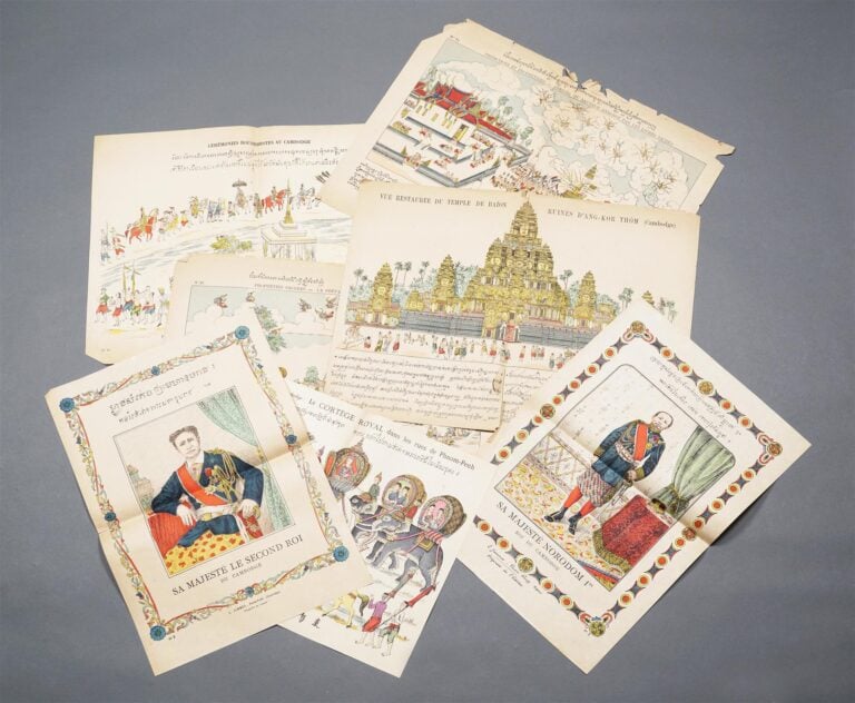 ENSEMBLE DE ±14 GRAVURES EN COULEURS CONSACREES AU CAMBODGE / SIAM - Cambodge /…