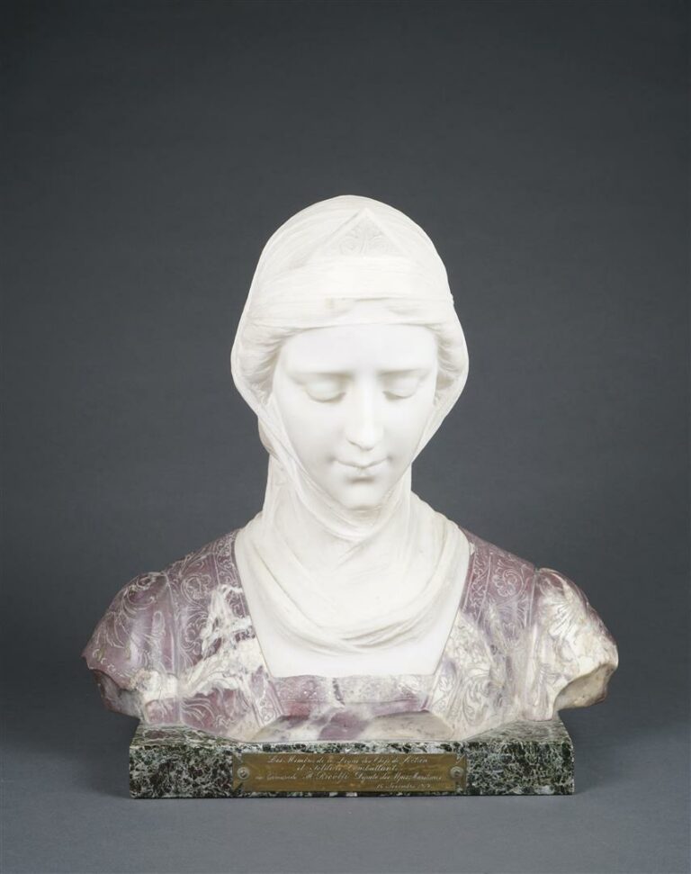 Richard AURILI (1834- c.1914). - Buste de femme voilée au diadème - Sculpture e…