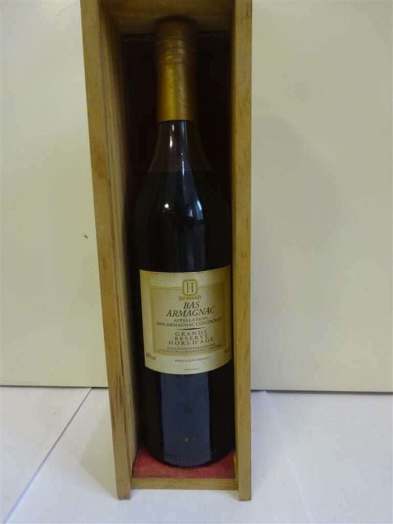 1 bouteille, BAS ARMAGNAC, Grande réserve hors d'âge.