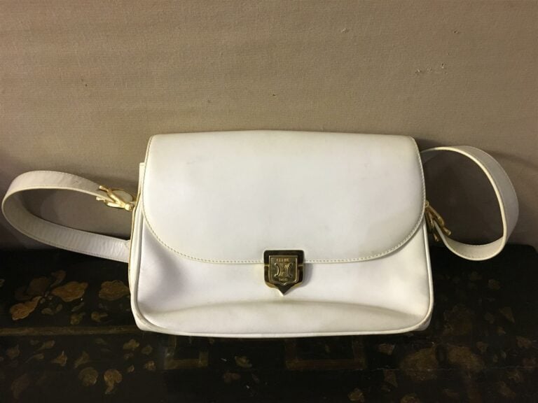 Sac blanc CHRISTIAN LACROIX. - On y joint un sac CELINE.