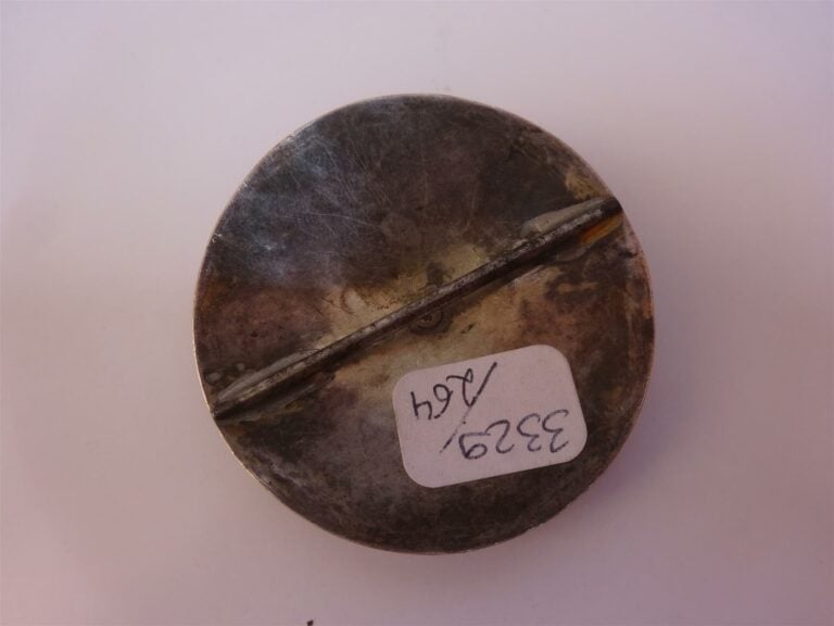 LOT DE CINQ (5) OBJETS ASIATIQUES - Chine et Japon - Il comprend : - > 1 théièr…