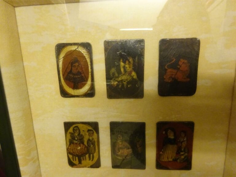 ACCUMULATION DE NEUF (9) CARTES A JOUER - Iran, Qajar, Epoque XIXe siècle - Tou…