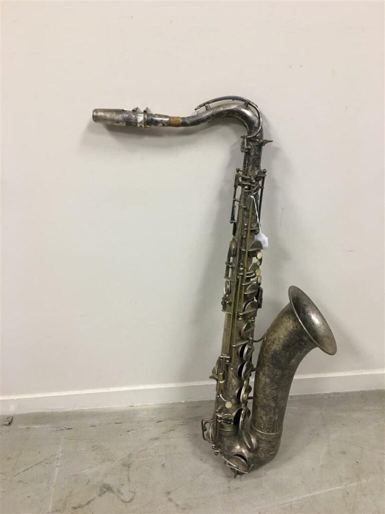 Saxophone ténor SELMER vintage, n°16207 (importante oxydation, en l'état, à rév…