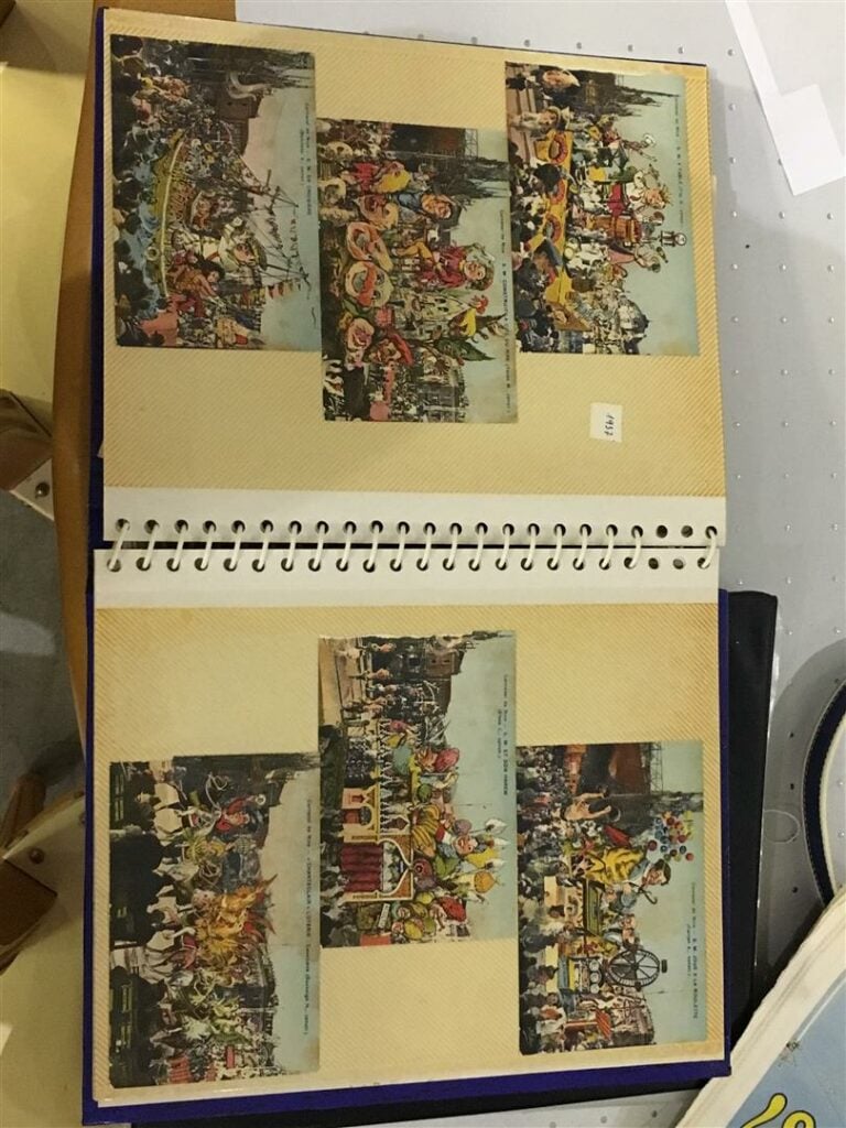 Album de cartes postales sur le Carnaval de Nice. - On y joint un ensemble de p…