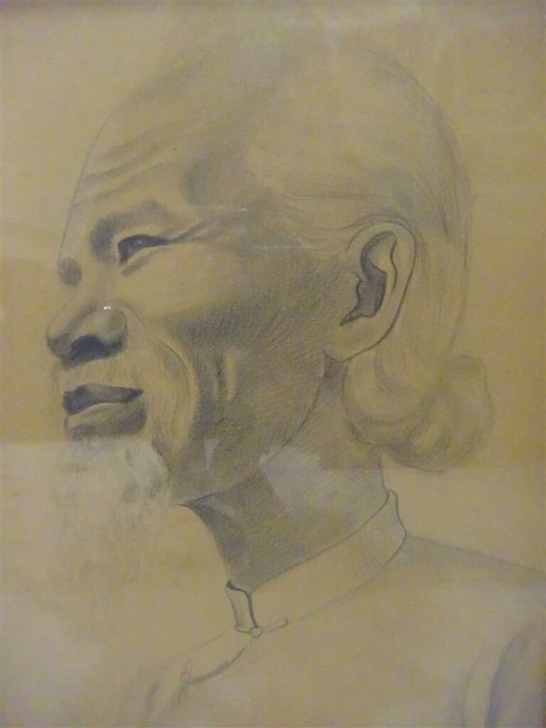 Nguyen Huu DUYET (XXe) - Portrait d'un vieil annamite - Crayon et estompes sur…