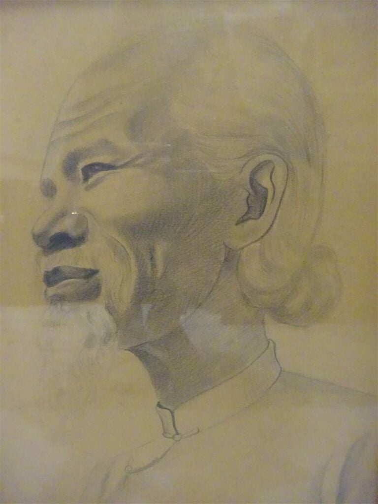 Nguyen Huu DUYET (XXe) - Portrait d'un vieil annamite - Crayon et estompes sur…