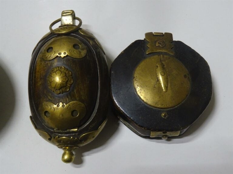OPIUM - ACCUMULATION DE BOÎTES A OPIUM - Vietnam / Indochine, Epoque XXe siècle…