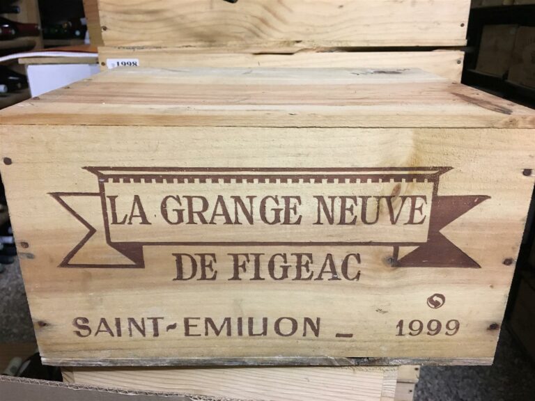 6 bouteilles, GRANGE NEUVE DE FIGEAC, Saint-Emilion Grand Cru, 1999, caisse boi…
