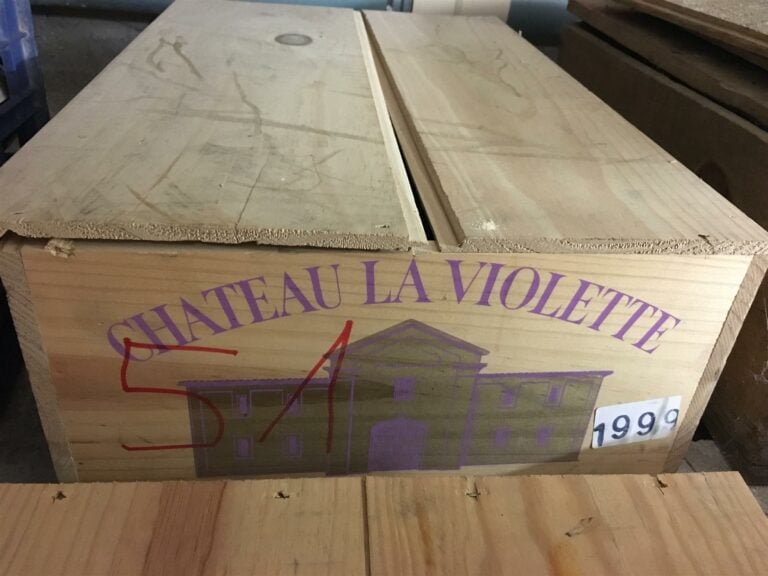 12 bouteilles, CHATEAU LA VIOLETTE, Pomerol, 1999.