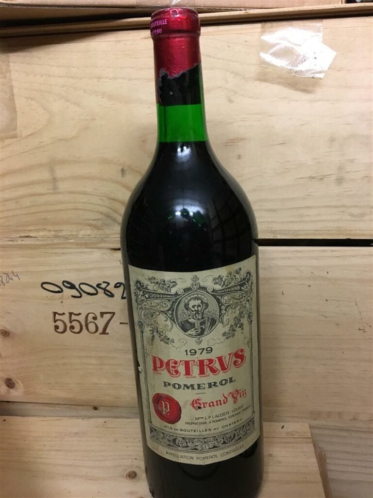 1 magnum, CHATEAU PETRUS, Pomerol, 1979.