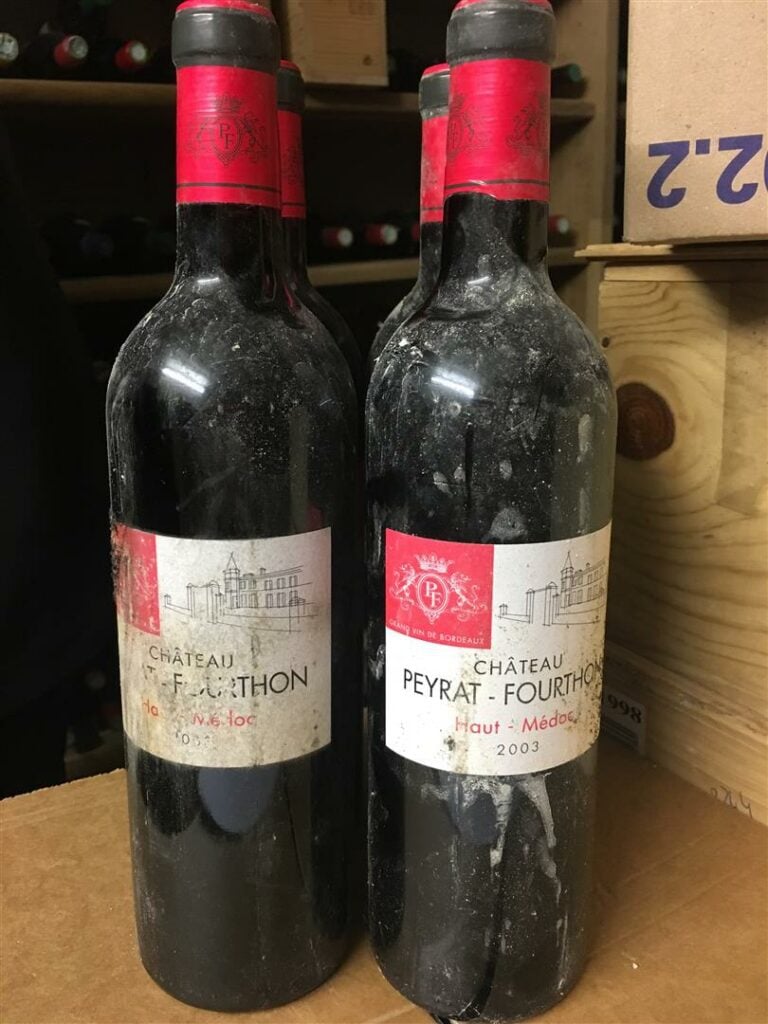 4 bouteilles, CHATEAU PEYRAT-FOURTHON, Haut-Médoc, 2003.