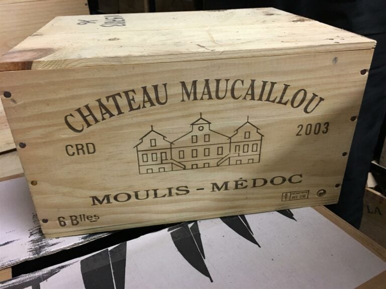 6 bouteilles, CHATEAU MAUCAILLOU, Moulis, 2003.