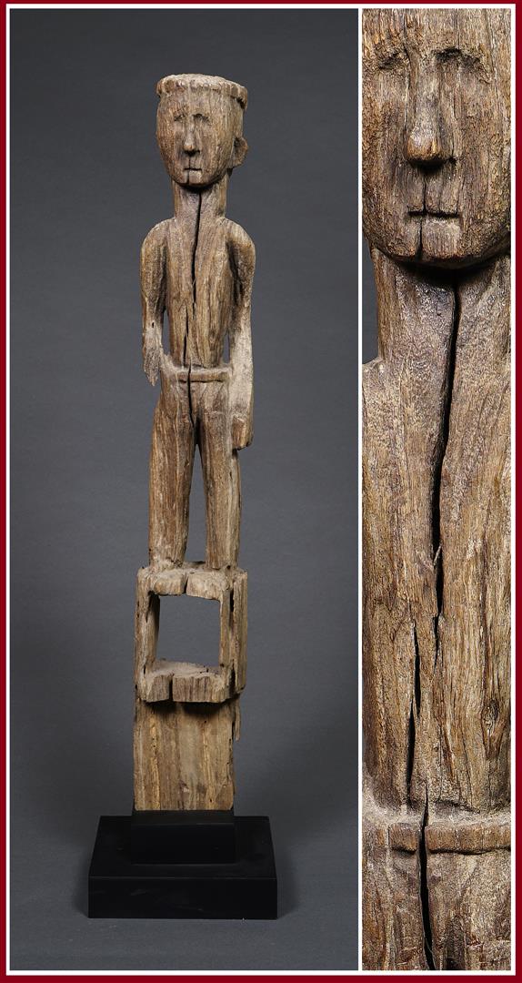 SCULPTURE D'ANCETRE EN BOIS DE TAENG - Vietnam, Ethnie Jaraï, Epoque XIXe siècl…