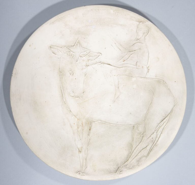 Anton PRINNER (1902-1983) - Il monte sur le dos de la vache - Plat en céramique…