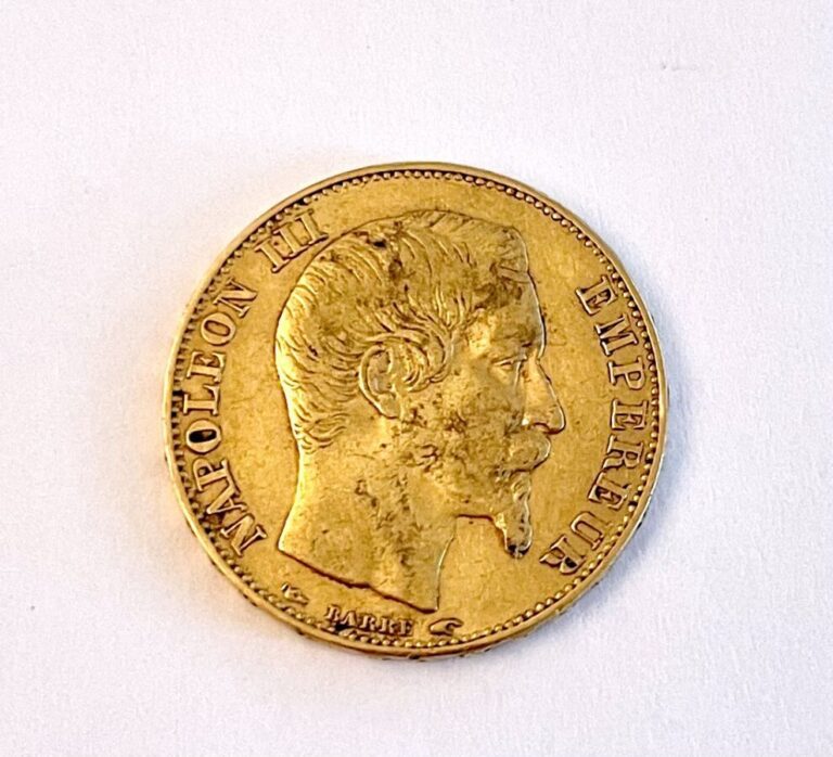 1 pièce de 20 francs or de type " Napoléon III tête nue" 1854 A - Poids : 6.4 g…