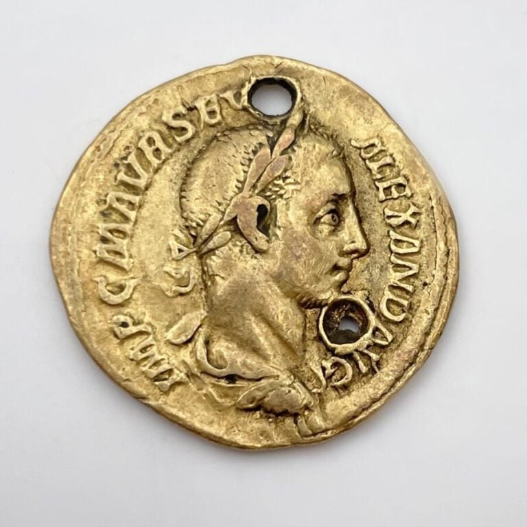 Alexandre Sévère (222-235). Aureus au Mars marchant à droite, 226 ap. J.-C., Ro…
