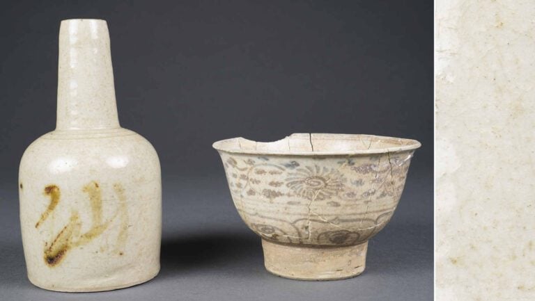 BOUTEILLE OU VASE MAILLET EN GRES PORCELAINEUX - Vietnam, Epoque XIXe siècle ou…