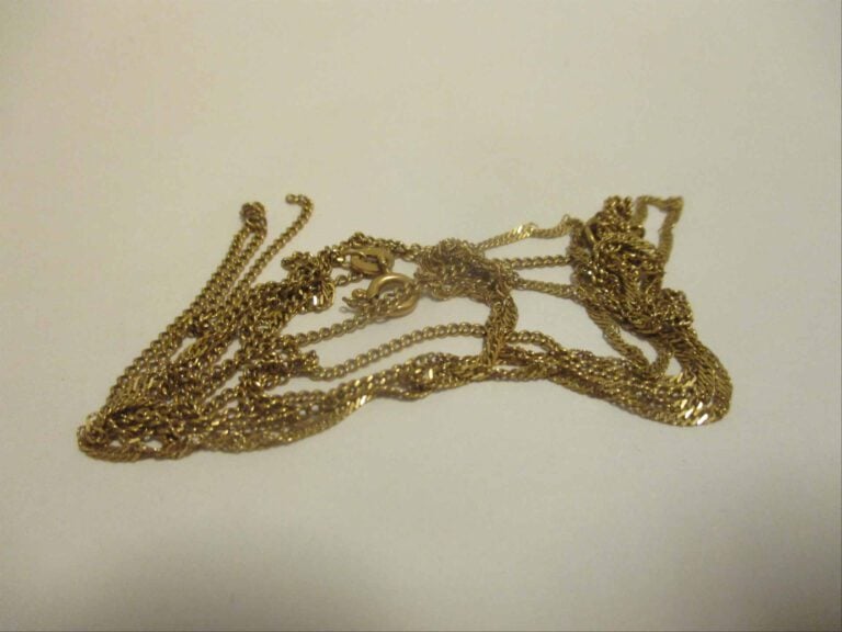 Bris de chaîne en or jaune 18K (750%o). - Poids total : 5,7 g