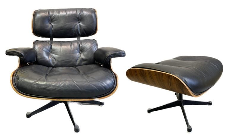 Charles EAMES (1907-1978) & Ray EAMES (1912-1988) - Fauteuil et son ottoman mod…