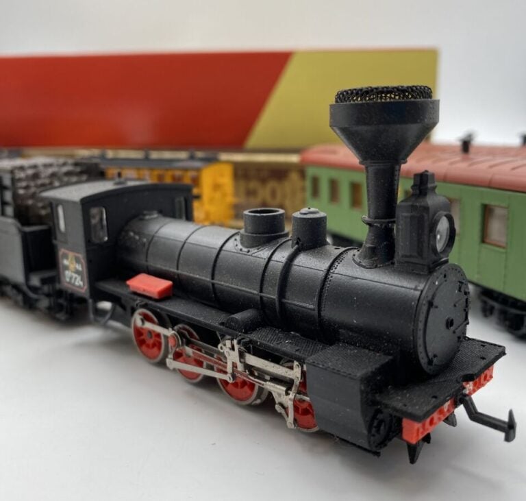 Coffret Rocket - Hornby OO + Coffret HO train Russe vapeur 040 avec 2 voitures