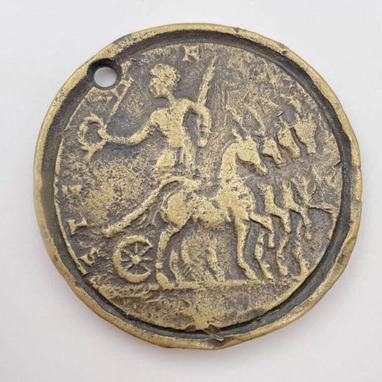 Contorniate à l'effigie de Néron au quadrige victorieux, c. fin IVe - début Ve…