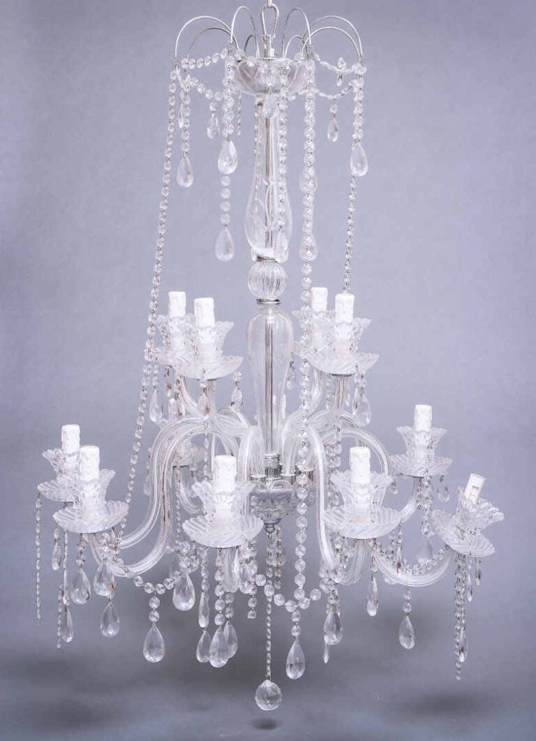 DANS LE GOÛT DE VENISE - Lustre moderne en verre à huit bras de lumière en part…
