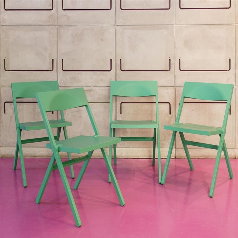 David Chipperfield - Ensemble de quatre chaises vertes pliantes enpolypropylène…