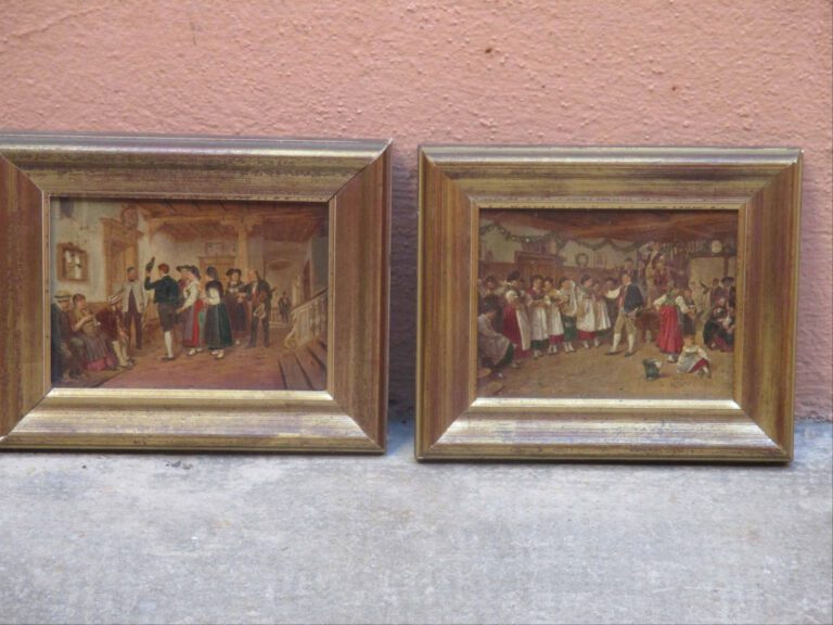 Deux cartes postales réhaussées de couleurs représentant des scènes alsaciennes…