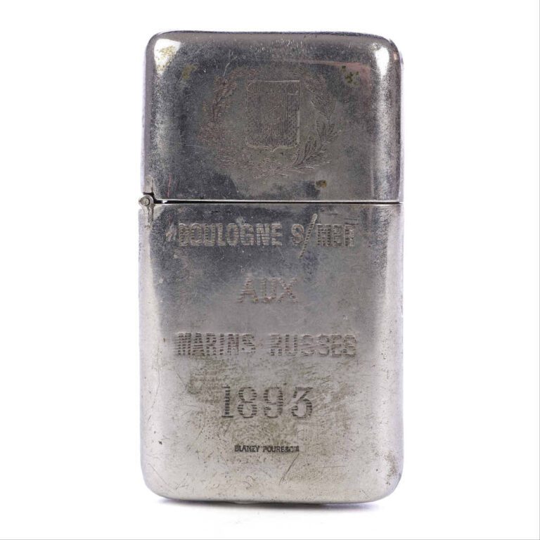 Étui à cigarettes en métal argenté gravé "Boulogne s/Mer, aux marins russes, 18…
