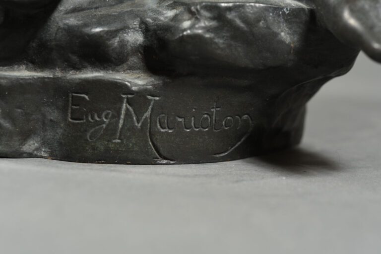 Eugène MARIOTON (1854-1933), d'après - Frères d'armes - Epreuve en bronze à pat…