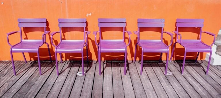 FERMOB - SIX fauteuils bridge " Luxembourg " en aluminium couleur AUBERGINE. Et…