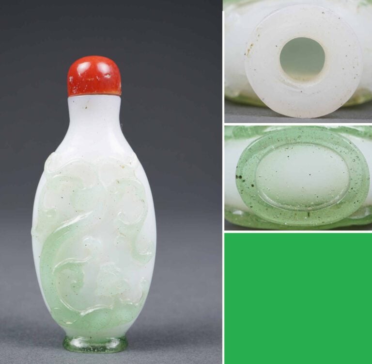 FLACON TABATIERE PIRIFORME EN VERRE OVERLAY VERT - Chine, Dynastie Qing, Epoque…