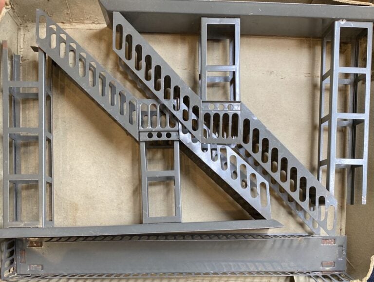 GMP France plat en BO et passerelle métal démontable en BO + Skytrex Model Rail…