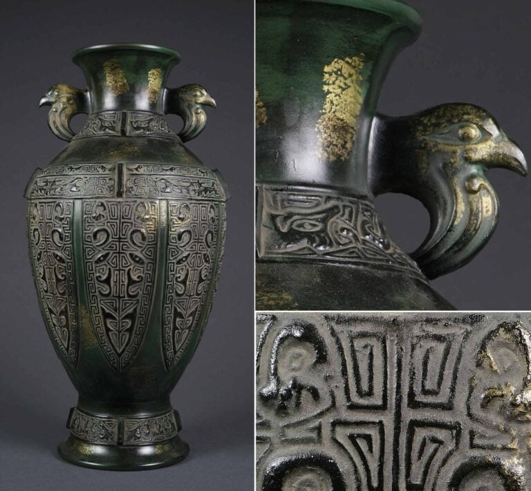 GRANDE VAISSELLE ARCHAISANTE EN BRONZE A PATINE VERTE ECLABOUSSE D'OR, HU - Jap…