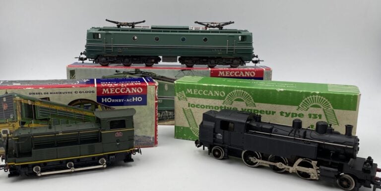 HORNBY HO lot de 3 loco en BO : diesel C61006, vapeur 131, CC7121