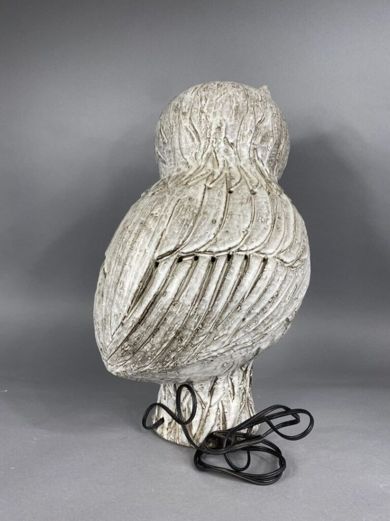 Huguette BESSONE (1929) à VALLAURIS - Lampe en céramique émaillée blanche figur…