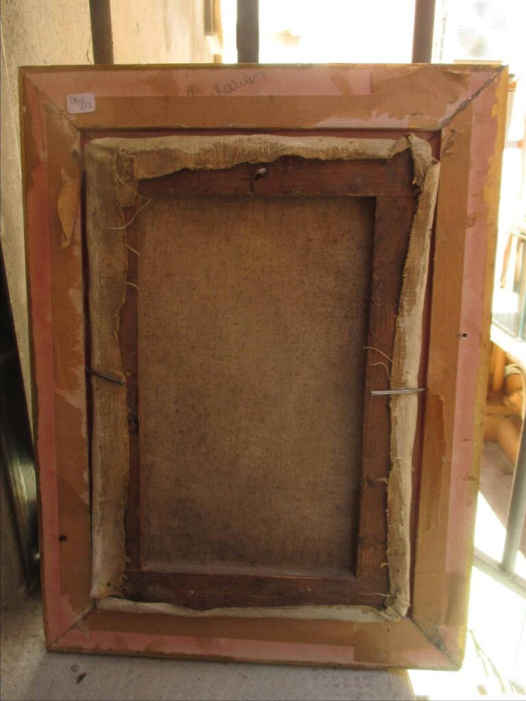 Huile sur toile représentant un portrait de dame en buste. - Porte une signatur…