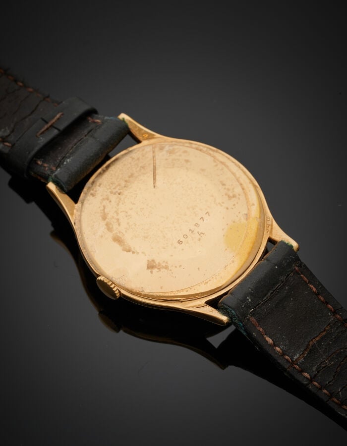 JAEGER LECOULTRE - BRACELET MONTRE ronde en or jaune (750‰). Cadran crème, inde…