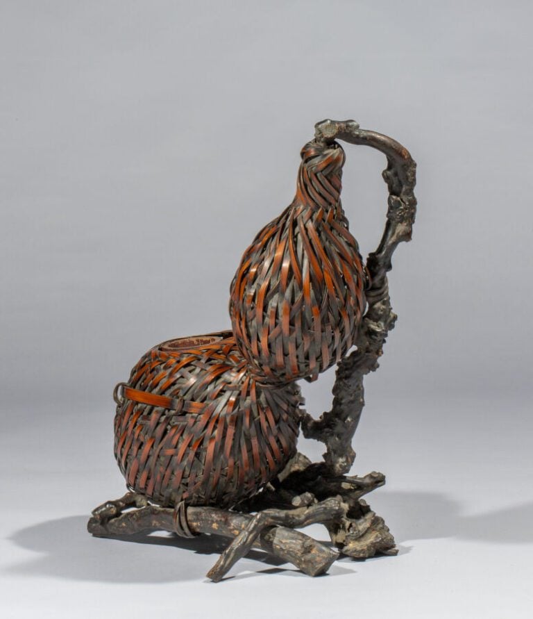 JAPON - Période Taisho / Showa (1912-1989) - Panier ikebana en bambou en forme…