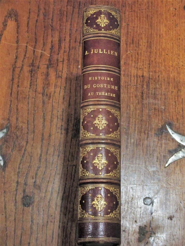 JULLIEN (Adolphe) - Histoire du costume au théatre depuis les origines du théat…