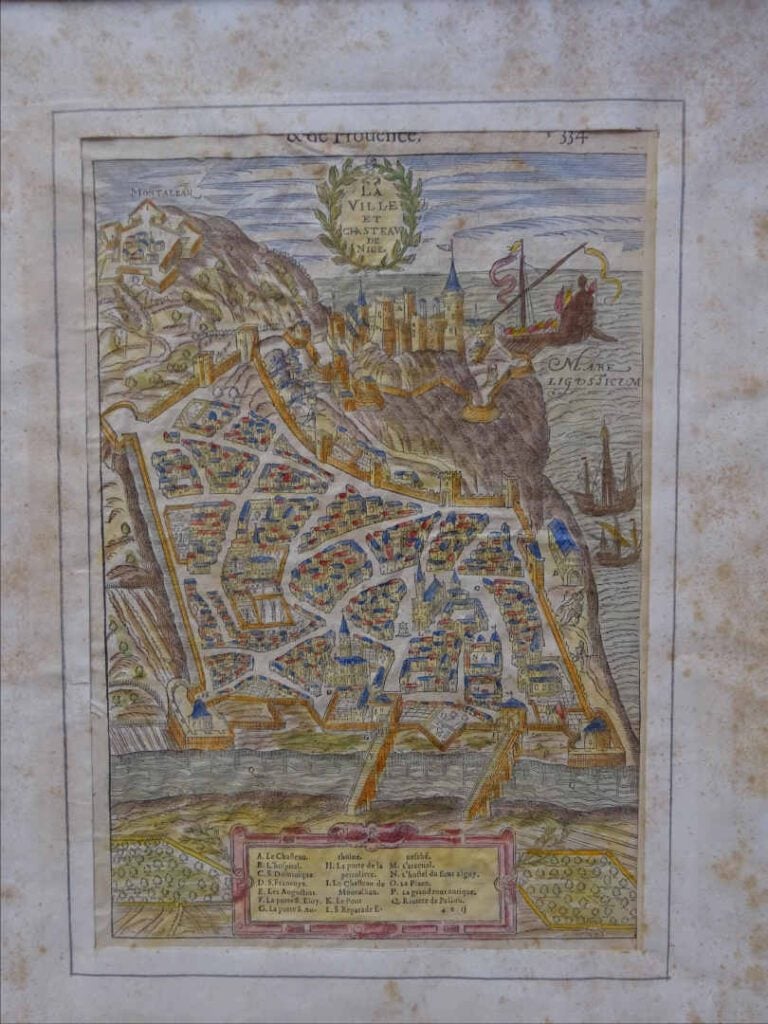 "La ville et le chasteau de Nice" - Gravure en couleurs - Dans son encadrement…