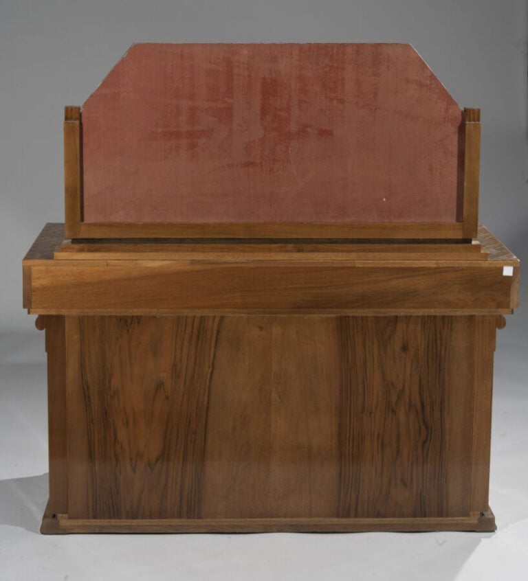 large COIFFEUSE en placage de palissandre et incrustations de filets de bois cl…