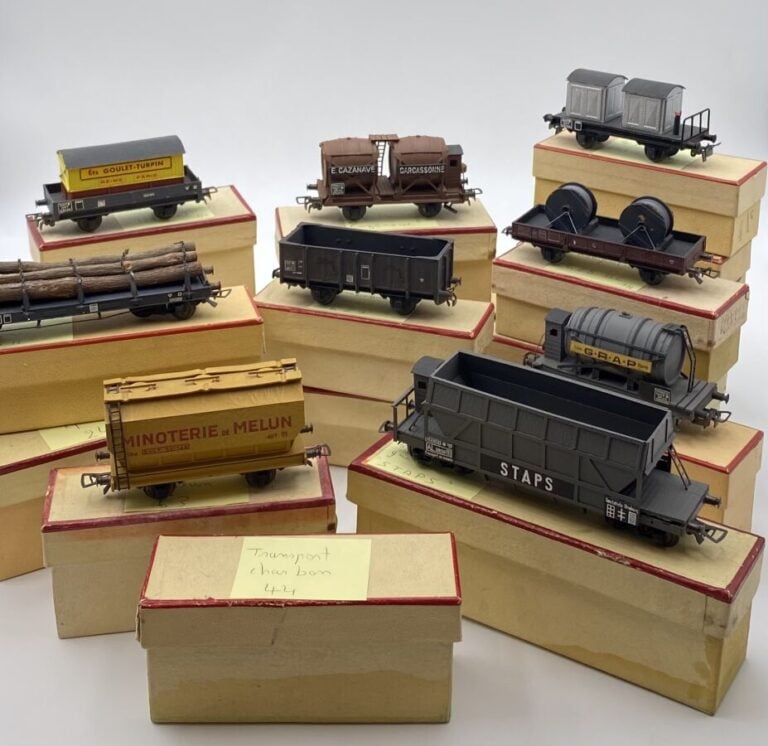 Lot de Wagons VB - France en BO : 66/1 et 66/2 - 18 wagons en boite en 2 lots d…