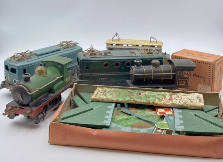 Lot Hornby écart 0, 20 lots en BO : gare de Nice démontable n°16, voiture 2ème…