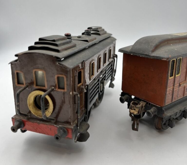 Marklin 1912, loco électrique à 2 essieux marron, manque pantographe et wagon p…