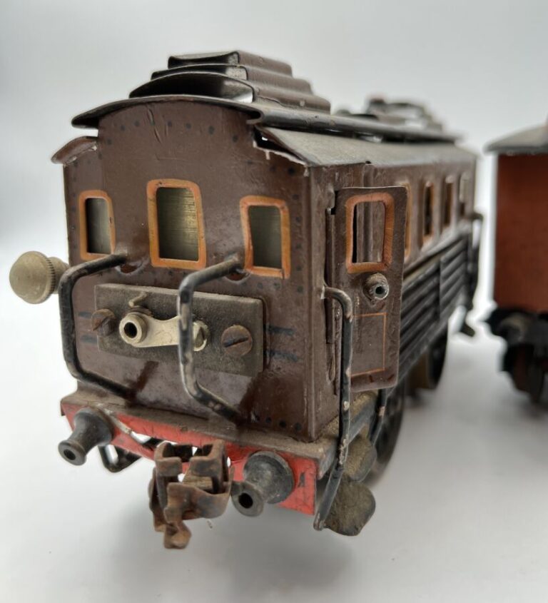 Marklin 1912, loco électrique à 2 essieux marron, manque pantographe et wagon p…