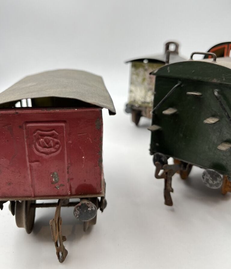 Marklin avant 1914, fourgon 2 compartiments aménagé + voiture 2 essieux 2ème cl…