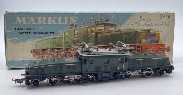 Marklin en BO ; Crocodile ref 3015 première boite