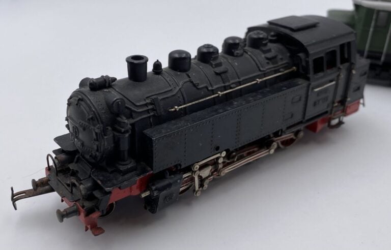Marklin série 800; locotender type vapeur 141 ref TT 800 2 et loco électrique S…