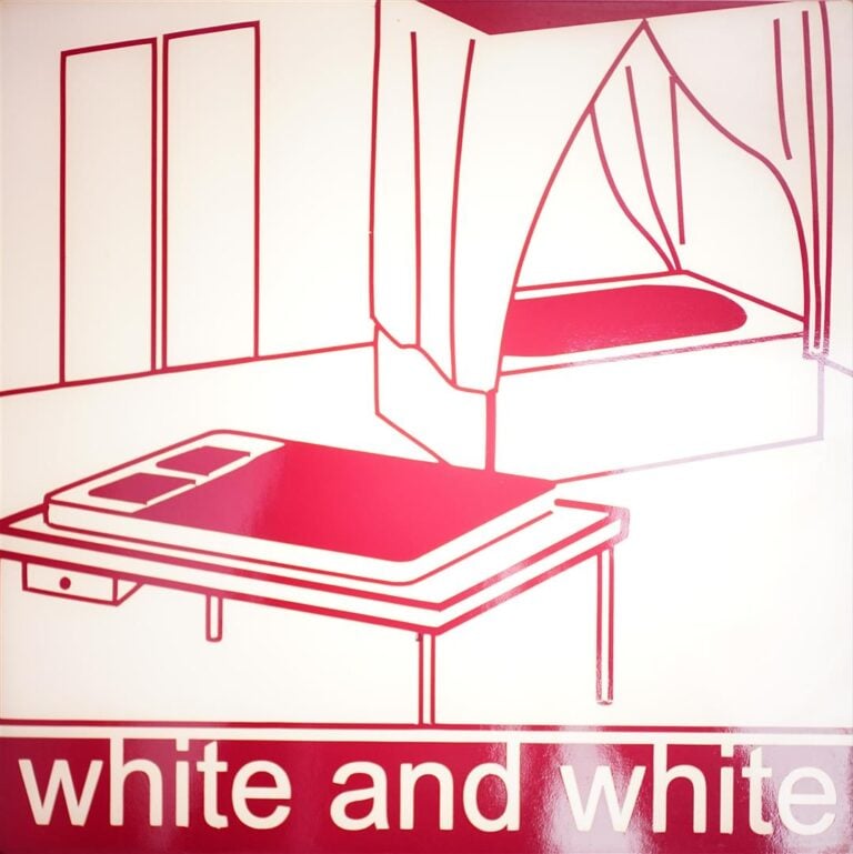 Matali Crasset - Décor intérieur de la chambre 54 " white and white " comprenan…